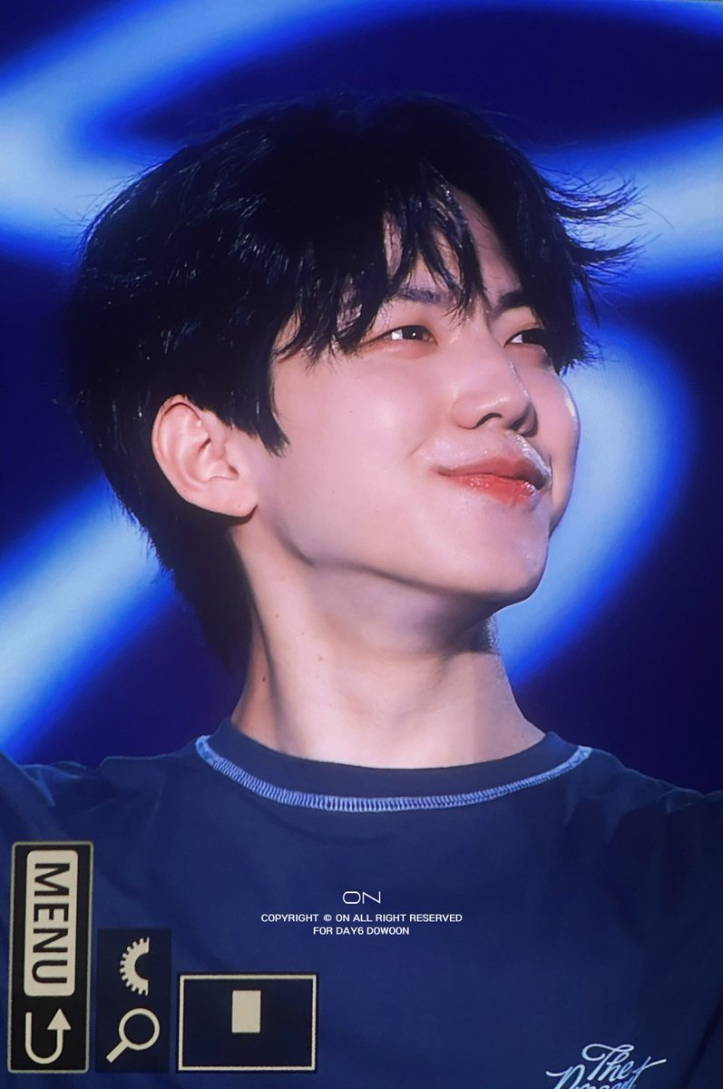 Dorummer_on's tweet photo. 241220 The present
헉 미남
#도운 #DOWOON #데이식스 #DAY6 #드럼치는도운이 https://t.co/41CqiPs3Qm