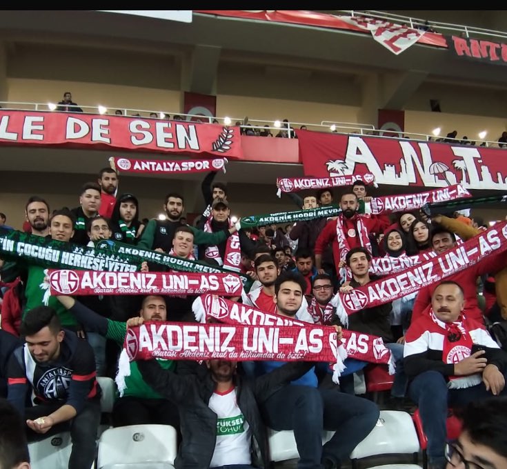 Kardeşlerimizle yeniden omuz omuza olacağız.