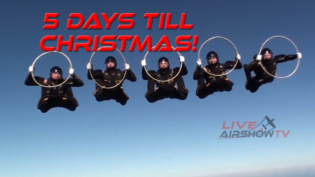 LiveAirShowTV's tweet image. Only 5 more days! Thanks for the 5 Golden Rings @ArmyGK @icas_hq @FlyingMagazine @AirshowStuff @82ndABNDiv #airshow #skydiving #parachute #flying #aviation