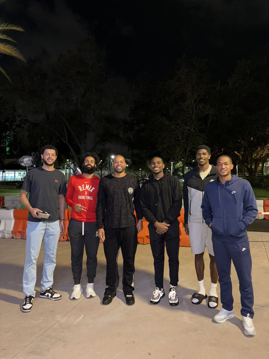 Family Of Athletes tweet media