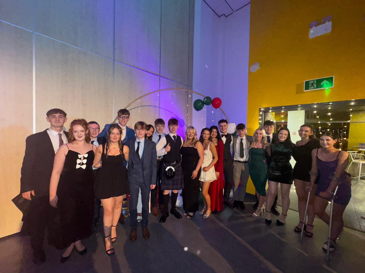 GHS Captains tweet media