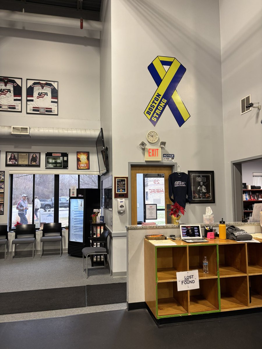 Thank’s for letting me and Chris Duffy tour <a href="/BodybyBoyle/">Mike Boyle Strength and Conditioning</a> HQ <a href="/CoachKevinCarr/">Kevin Carr</a>. Appreciate seeing the place and getting a quick training session in! Always great seeing MBSC/CFSC Methods with the athlete and adult population. <a href="/CertifiedFSC/">Certified Functional Strength Coach</a>