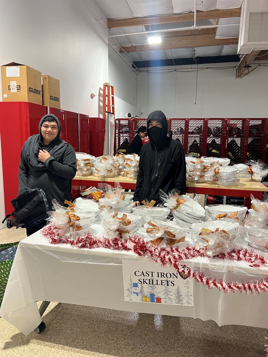 SAVA_Charter's tweet image. SAVA Elk Grove&apos;s Winter Resource Fair was a success. Thank you to all of our staff, families, and partners for supporting our scholars.
#savacharter #loveteachguide #gcccharters @GCC_Charters