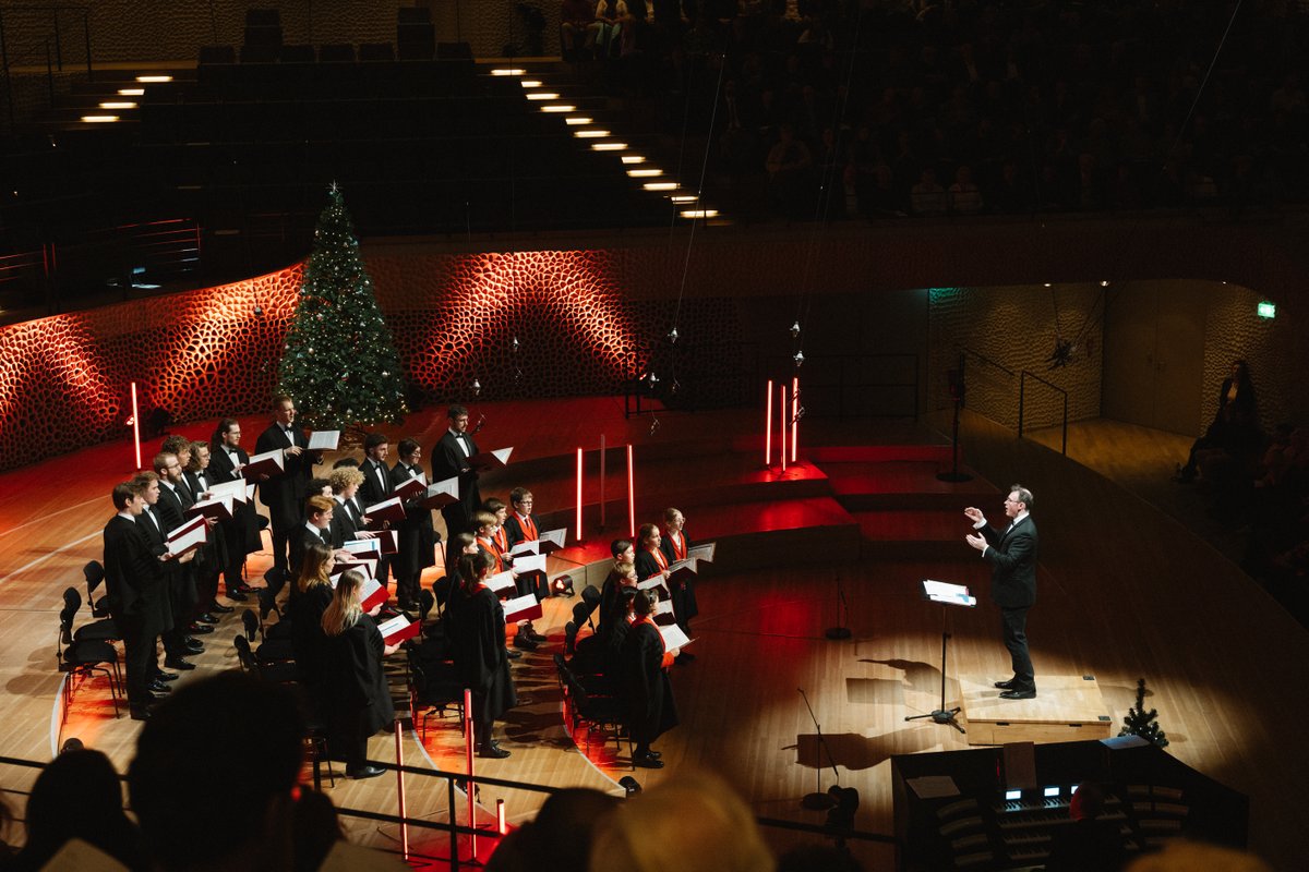 St John's College Choir tweet media