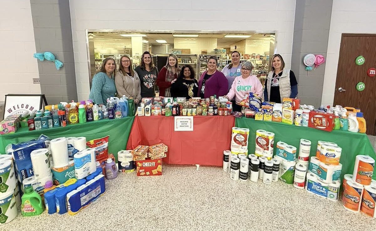 The specialized learning department has the biggest hearts! For their gift exchange they all donated items to our Resource Center! I love how this district and community supports others. Thank you team! ❤️