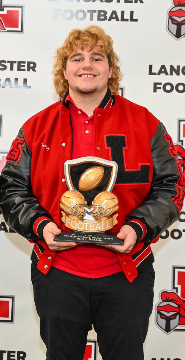 TimBrooder's tweet photo. I am so very honored to receive the Bob Shaffner Long Snapper award. I am so thankful for all the coaches who helped me my entire football career starting with @LancJrFootball and the amazing coaches from @LHSfballLegends wouldn’t want to play football for any other program https://t.co/gDf8ZW6u1n