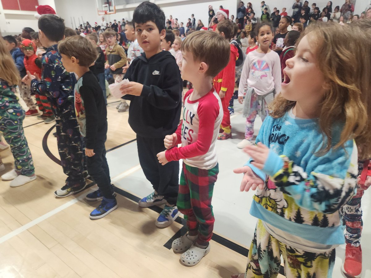 Cooley1st's tweet photo. Holiday sing along fun this morning! https://t.co/t4Fqdpaj61