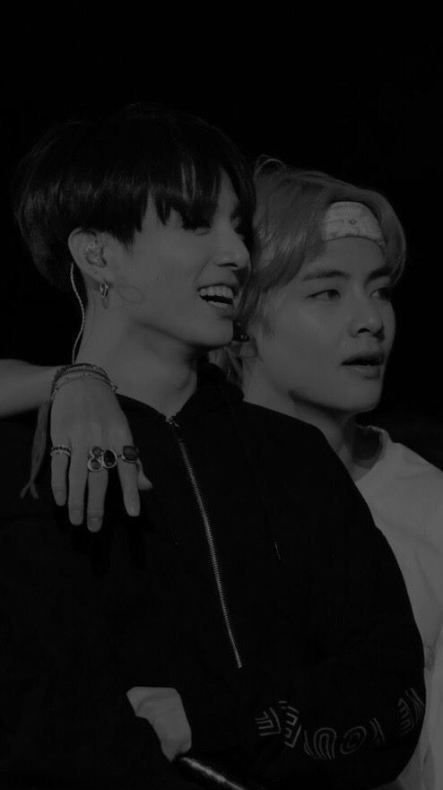 Fan160Bts's tweet photo. Fotitos del taekook :3 #taekook #taehyun #JUNGKOOK #BTS #Ships #KPOP #kpopers https://t.co/7IWf14Gu9x