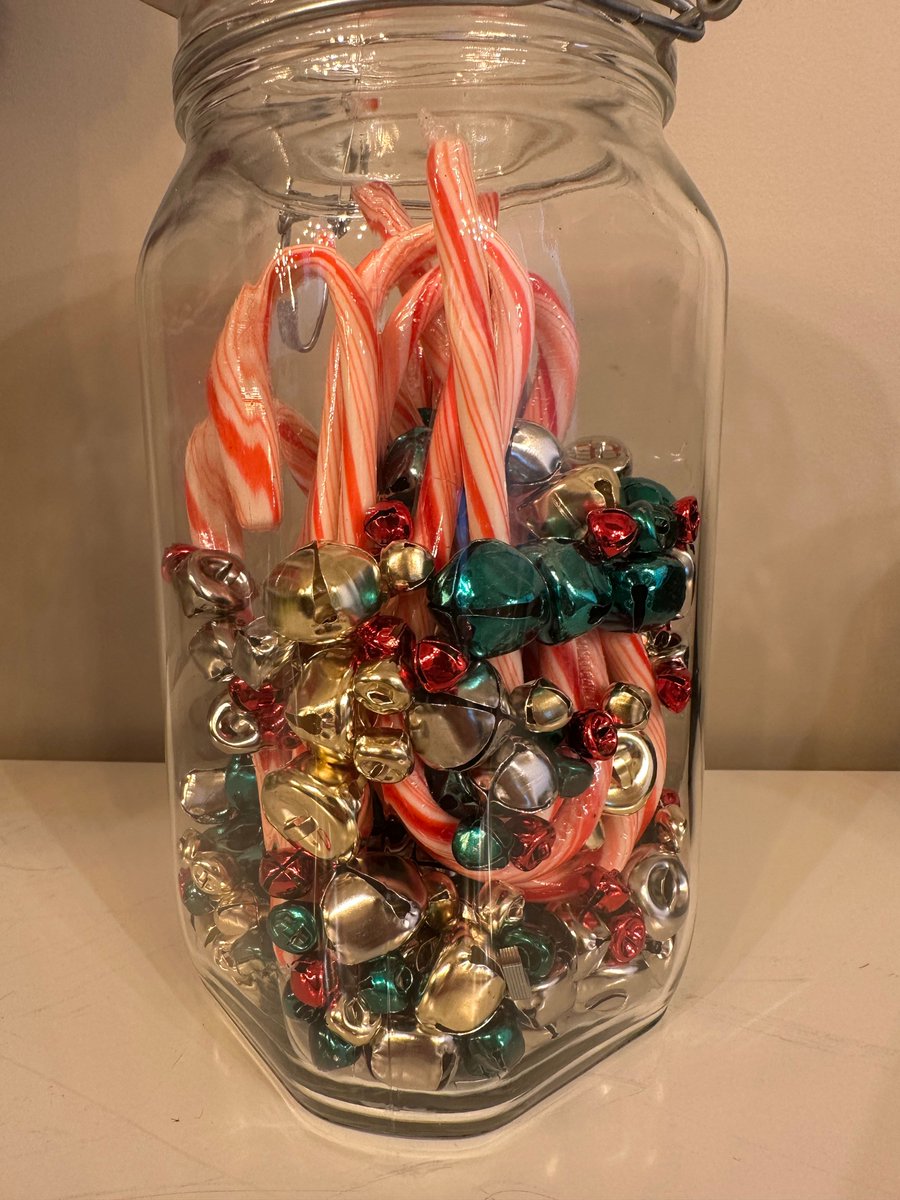 RutlerScreenPri's tweet photo. It’s Jar time! Can you guess how many bells are in the jar?? Answer will be revealed in the New Year! https://t.co/0XczmmFBo4