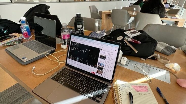 pilatesgirly's tweet image. working out, eating well, studying hard, sleeping badly