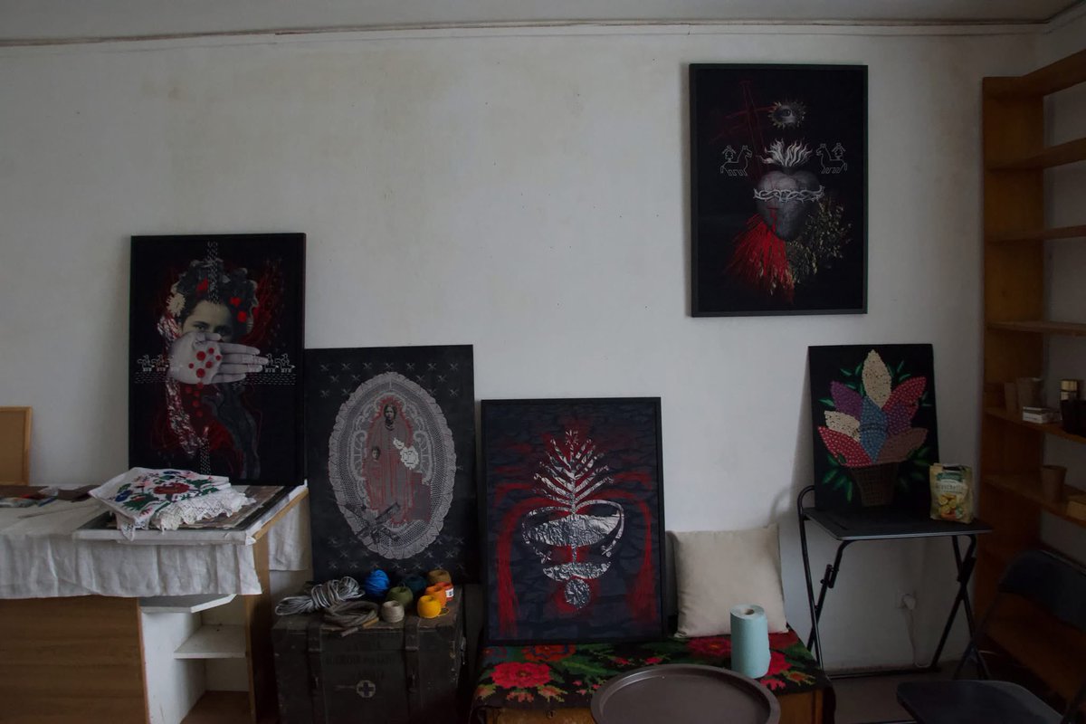 In my studio. Kyiv. Photo by Dmytro Desyateryk. 

#art #Ukraine️ #UkraineWar #Textile #collage #NFTs #TezosArts