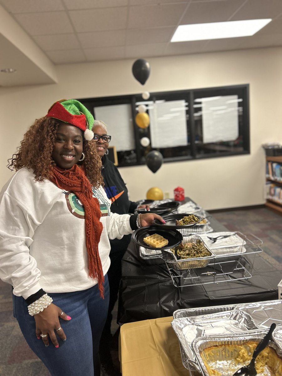 Arlington Middle School tweet media