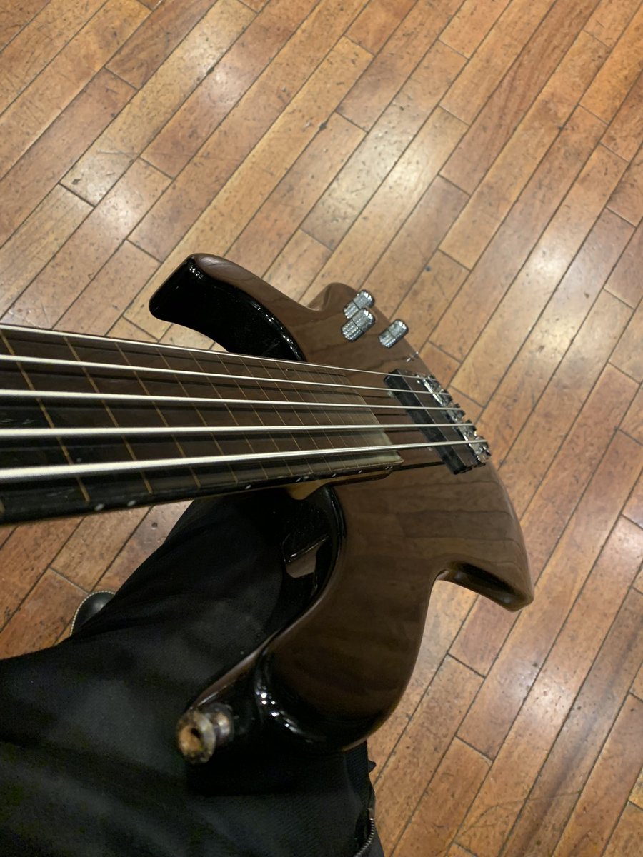 takeshi_close's tweet photo. 今夜はスタジオにこもってました。寒くなってきたので暖かくして寝ようと思います。 https://t.co/PreClV5UhP