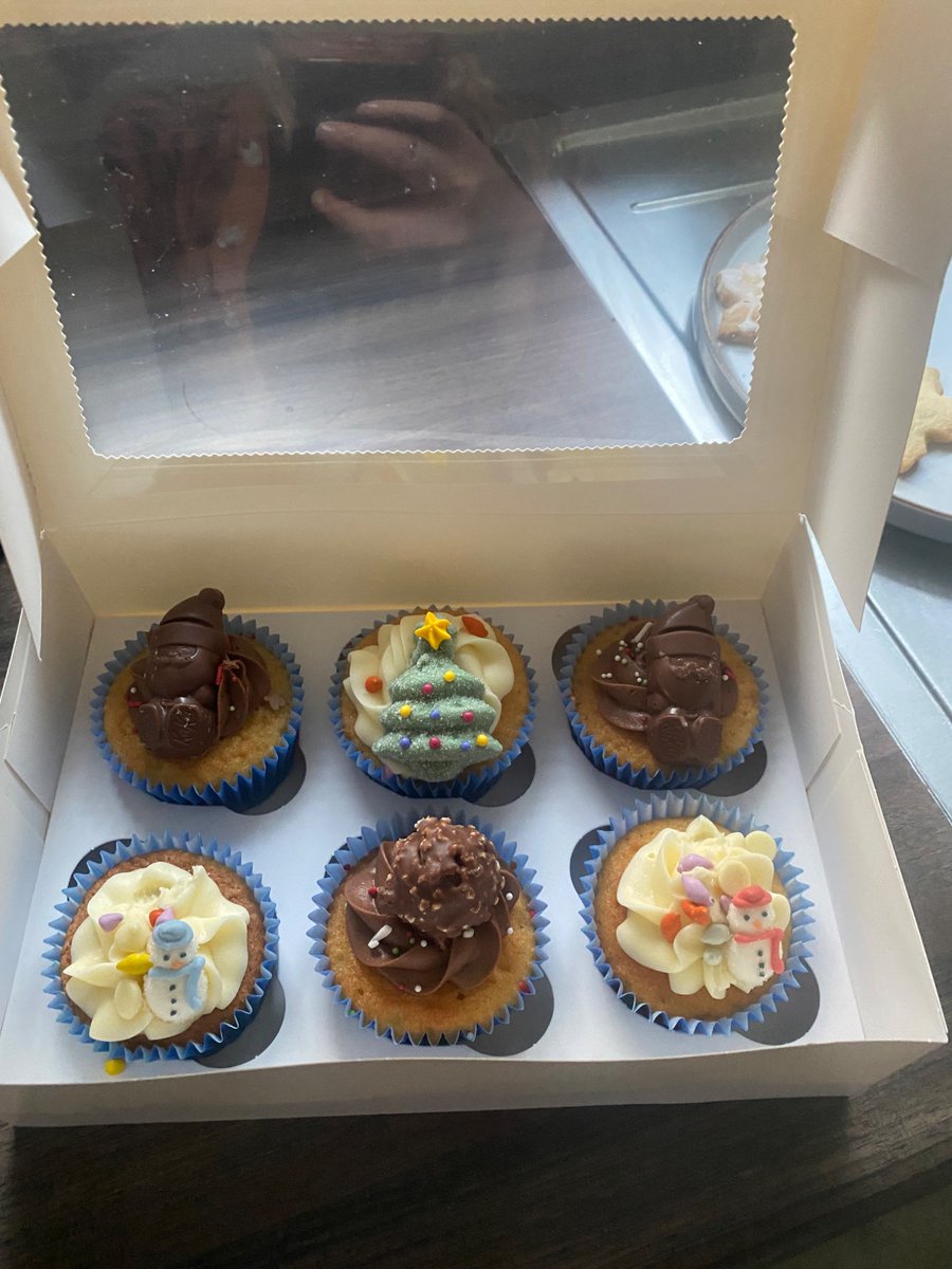 What a week! First, Christmas biscuit decorating (huge thank you to Mrs Panting and Annie) and ending with Christmas cakes from the lovely Freya. We feel so grateful to work in such a lovely school 🥰 wishing everyone a fab Christmas 🎄🎅🏻