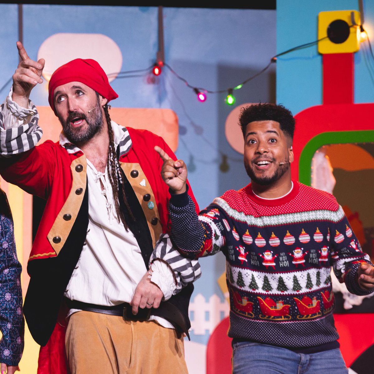 🎅🧑‍🎄 Ie, dim ond 1️⃣ cwsg i fynd... pob lwc i'r corrachod prysur heno!🧝
🎅🧑‍🎄 One Sleep to go... good luck to every busy elf tonight!🧝
#NadoligLlawen #Nadolig