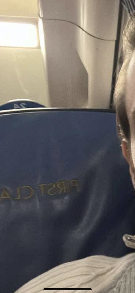 Premier League Agent tweet media