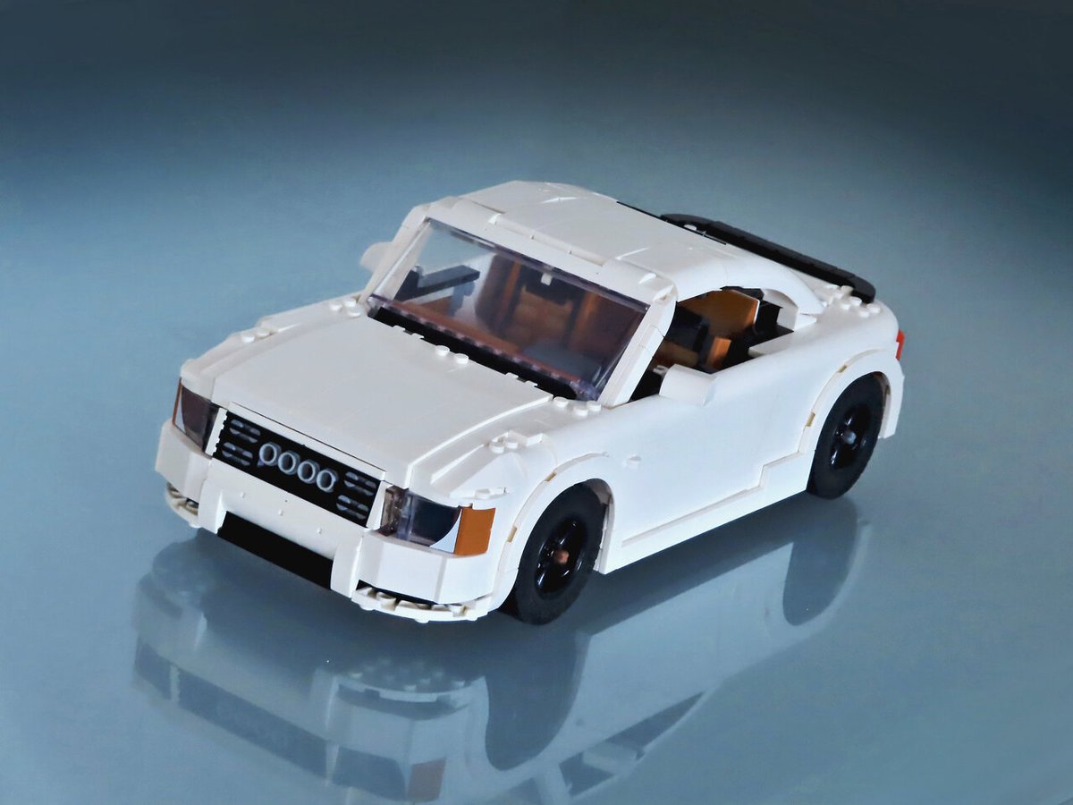 LEGO Darth Vader tweet media