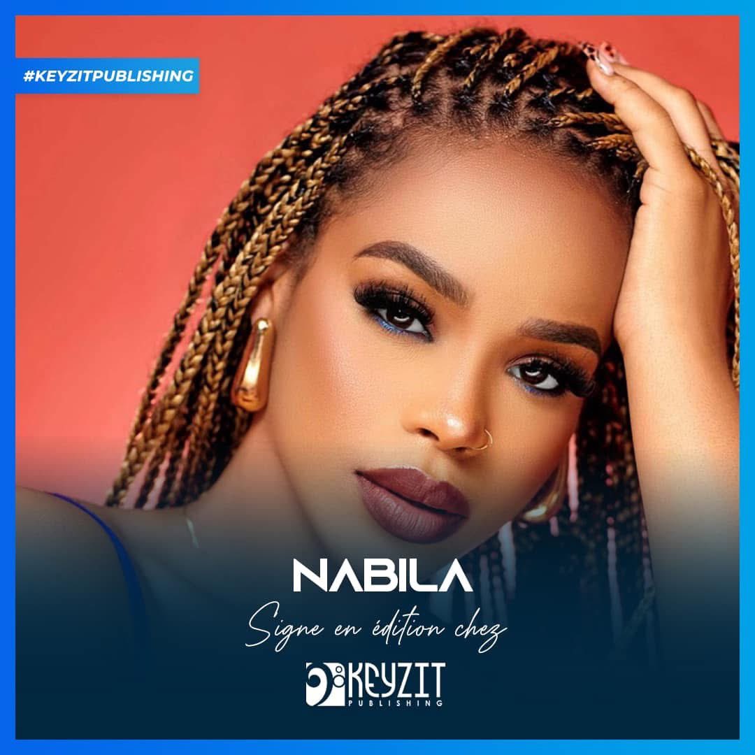 keyzitGuinee's tweet image. [KEYZIT PUBLISHING]
Keyzit a l’honneur de vous annoncer la signature en éditions de @Nabila, l’une des étoiles de la musique camerounaise ! 🇨🇲

Bienvenue chez KEYZIT PUBLISHING ! ✨

#Nabila #KeyzitPublishing #KeyzitCM #Keyzit #AfricanMajor