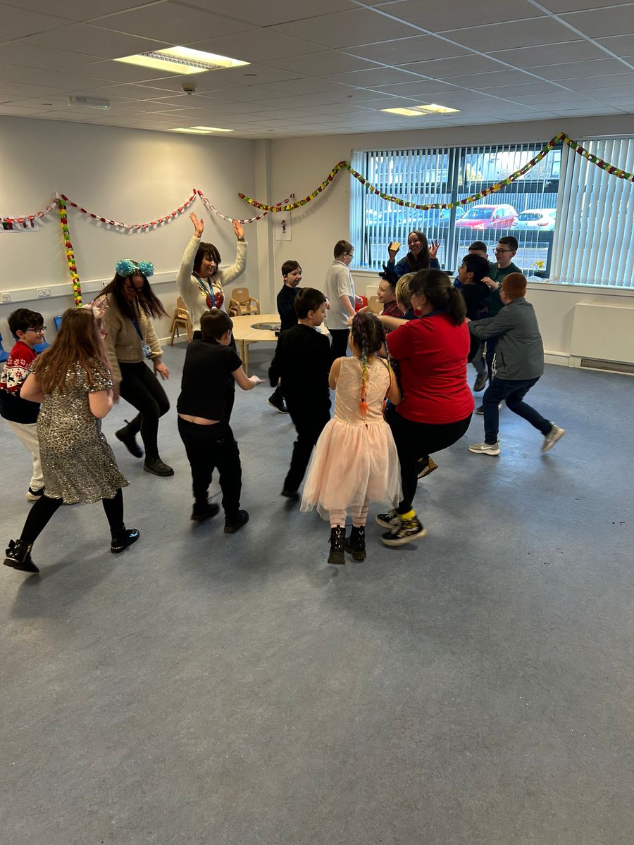 Room 11 and 12 had a fab party 🥳