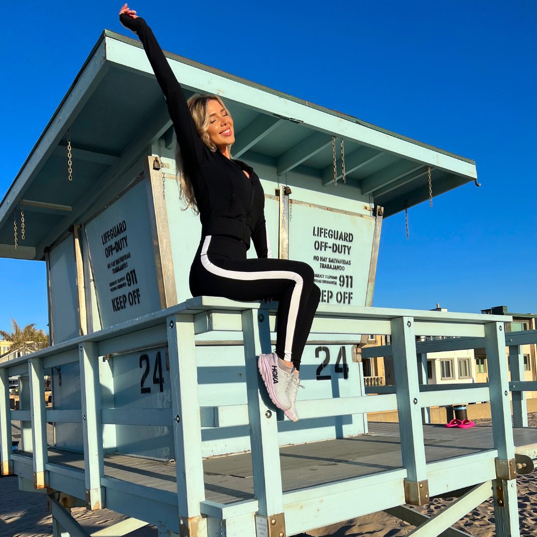 delfinbrands's tweet image. 🚨 BIGGEST SALE EVER! 🚨

Don’t miss out on 50% OFF our entire store! 🎉 

Use code HOLIDAY50 at checkout 🛒✨

🕒 Shop now before it’s too late: delfinbrands.com/discount/HOLID…

 #FitnessGear #SaleAlert #HappyShopping #MotivationInStyle #ActiveLiving #FitnessJourney #50%OFF #Sale