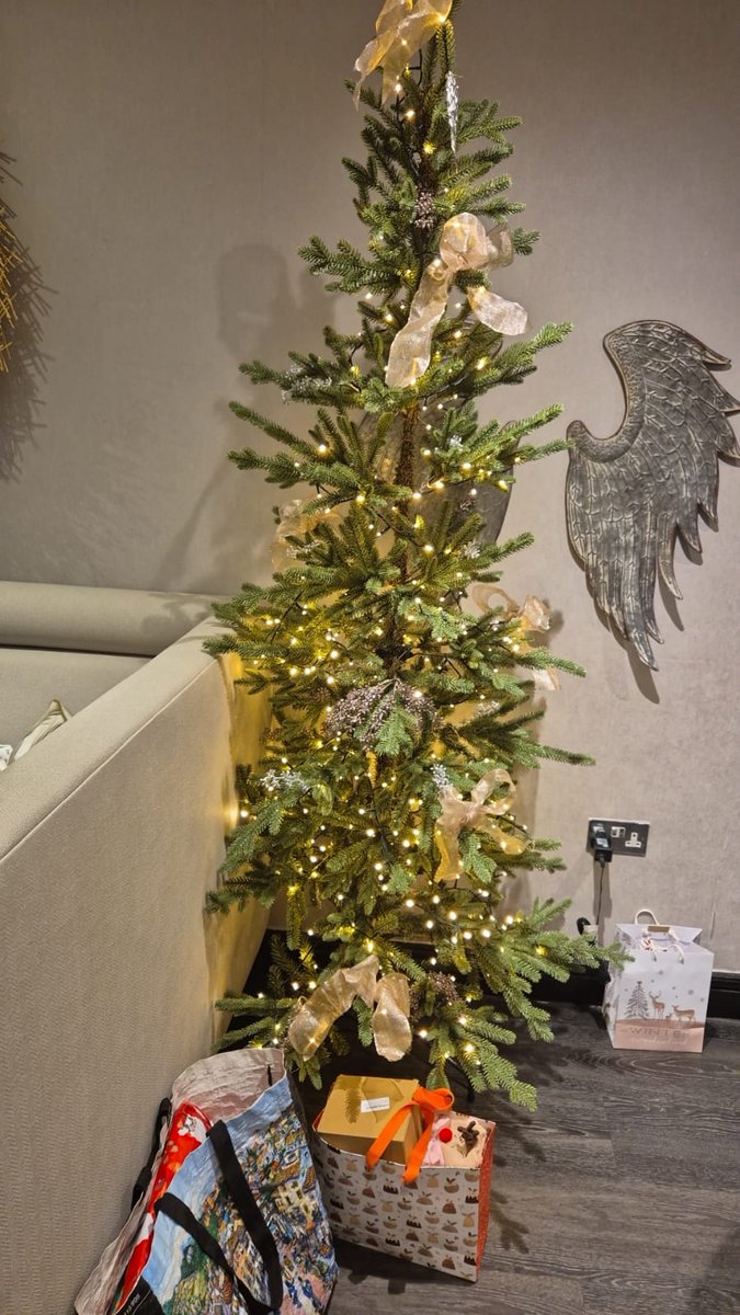 Our team is being treated to a well-deserved spa day to wrap up the term! 💆‍♀️

We're so proud of their incredible work this year—it's a chance to recharge before the holidays and start the new year refreshed, ready to support our amazing schools and families. 💜

#TeamWellbeing