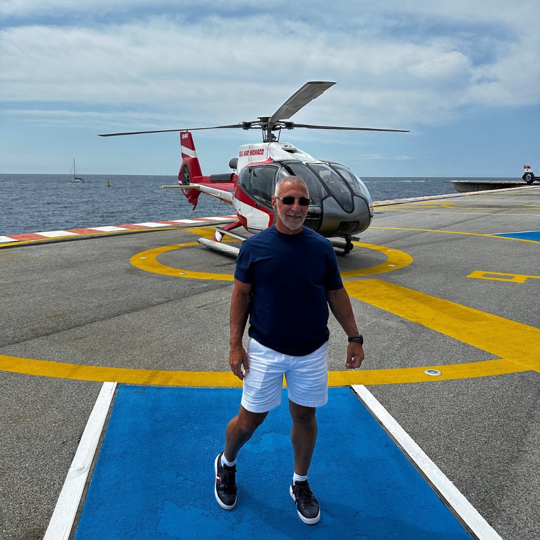 galtsgone's tweet image. You wouldn&apos;t invest in a helicopter that goes nowhere. Similarly, I don&apos;t invest in startups without a clear path to profitability. Show me your flight plan to success. #StartupInvesting #ProfitabilityMatters