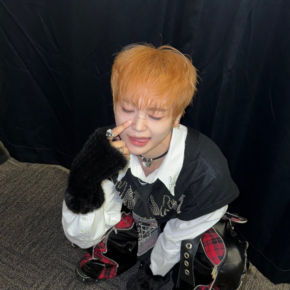CRAVITY_twt's tweet photo. 방금 봤지만 내일도 보고 모레도 보고싶어요😍😍
#형준 #크래비티 #가요대축제 https://t.co/rsO92OHFxH