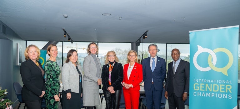UNDP Geneva (@undpgeneva) on Twitter photo <a href="/UNDPGeneva/">UNDP Geneva</a> was pleased to join the discussion at <a href="/INTGenderChamps/">International Gender Champions (IGC)</a>'s High-Level Luncheon, co-hosted by <a href="/GermanyUNGeneva/">Germany UN Geneva 🇩🇪🇪🇺🇺🇦</a>, to discuss the advancement of #GenderEquality in tech policies and multilateral processes in 2025!
Learn more: bit.ly/4iFL7zw <a href="/UNDPGeneva/">UNDP Geneva</a> was pleased to join the discussion at <a href="/INTGenderChamps/">International Gender Champions (IGC)</a>'s High-Level Luncheon, co-hosted by <a href="/GermanyUNGeneva/">Germany UN Geneva 🇩🇪🇪🇺🇺🇦</a>, to discuss the advancement of #GenderEquality in tech policies and multilateral processes in 2025!
Learn more: bit.ly/4iFL7zw
