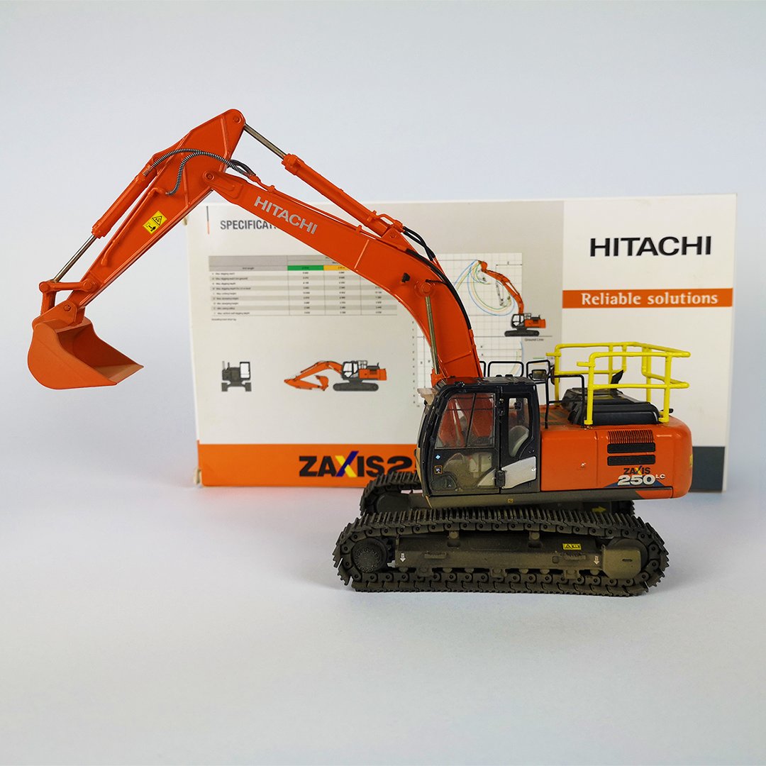 Big thanks to Gaz Evans at GEM Attachments for sending through our very own Hitachi ZX250 model featuring our DIGGER GUARD® Polymer handrails. You can see more of Gaz’s work at gemmodels.co.uk

#polymerhandrails #HCMUK #digger #excavator #constructionequipment #UKmfg