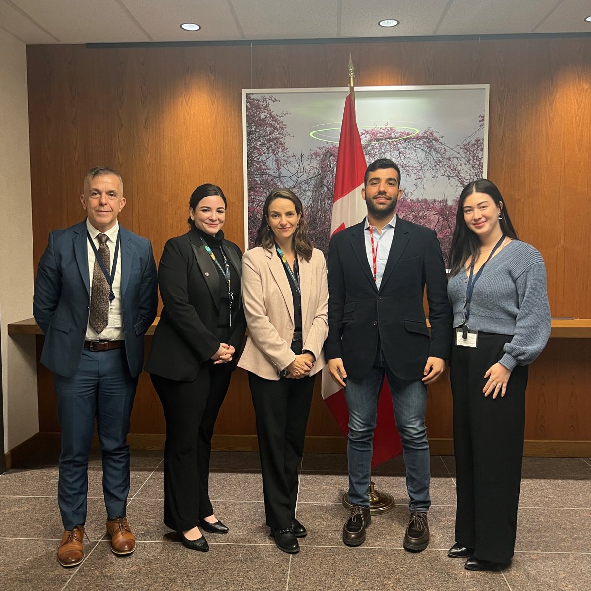 jacqui_oneill's tweet photo. Alongside GAC colleagues, met with @GuardiansGem to discuss the situation in Syria, and their work on supporting and protecting LGBTQI+ people in Syria and the region. https://t.co/N5wK23KAAK