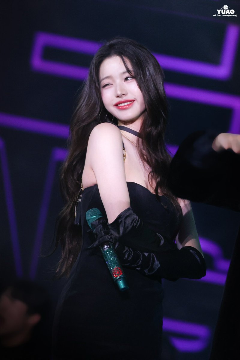Yuao_wy's tweet photo. 241220 KBS Queen🧎🏻‍♀️🧎🏻‍♀️🧎🏻‍♀️
#아이브 #IVE #장원영 #JANGWONYOUNG #원영 #WONYOUNG #ウォニョン https://t.co/mLHbgHy09V