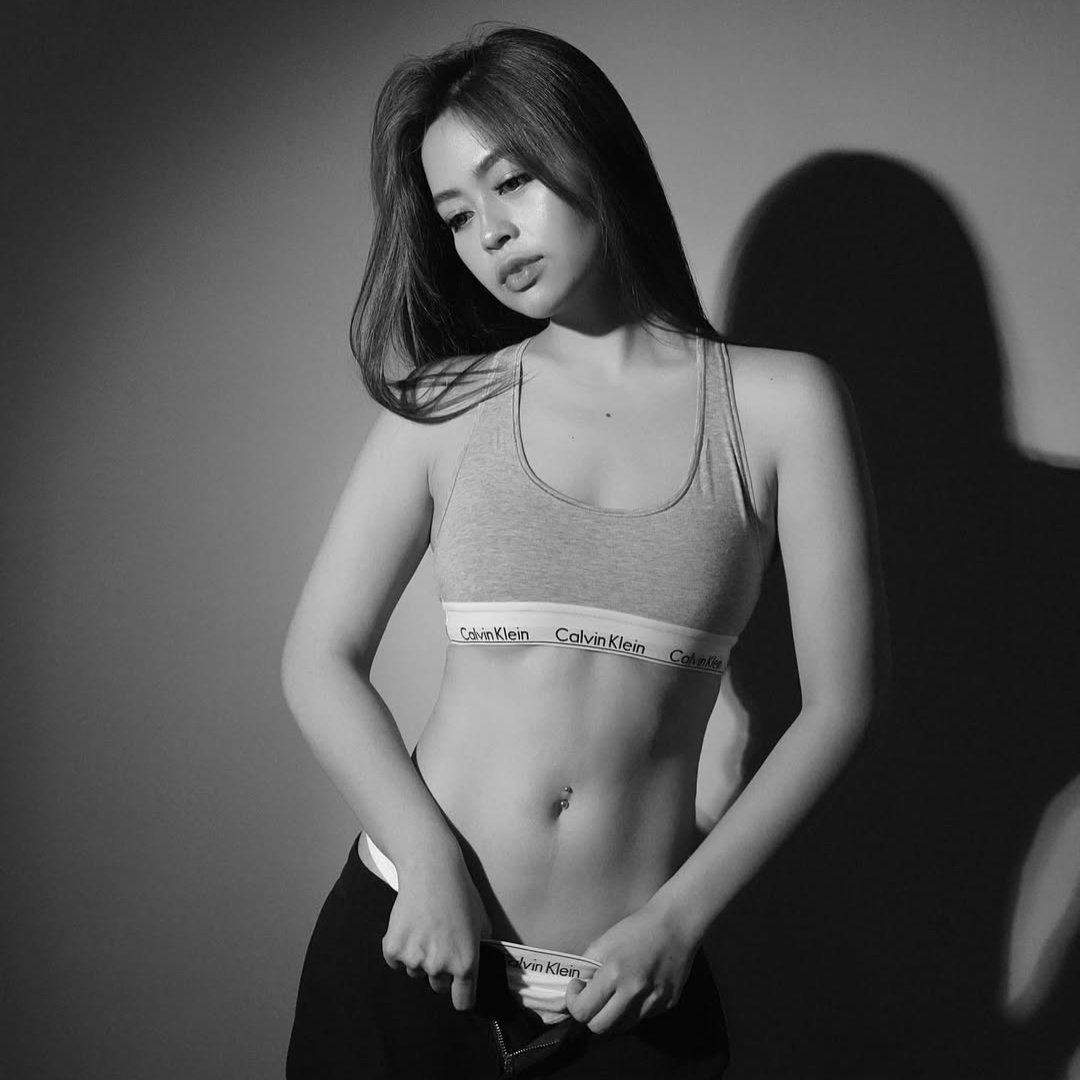 hi zappy <a href="/jancvenzon/">Charlotte</a> 

#CharlottesFirstFanMeet
#CharlottesYearEndParty