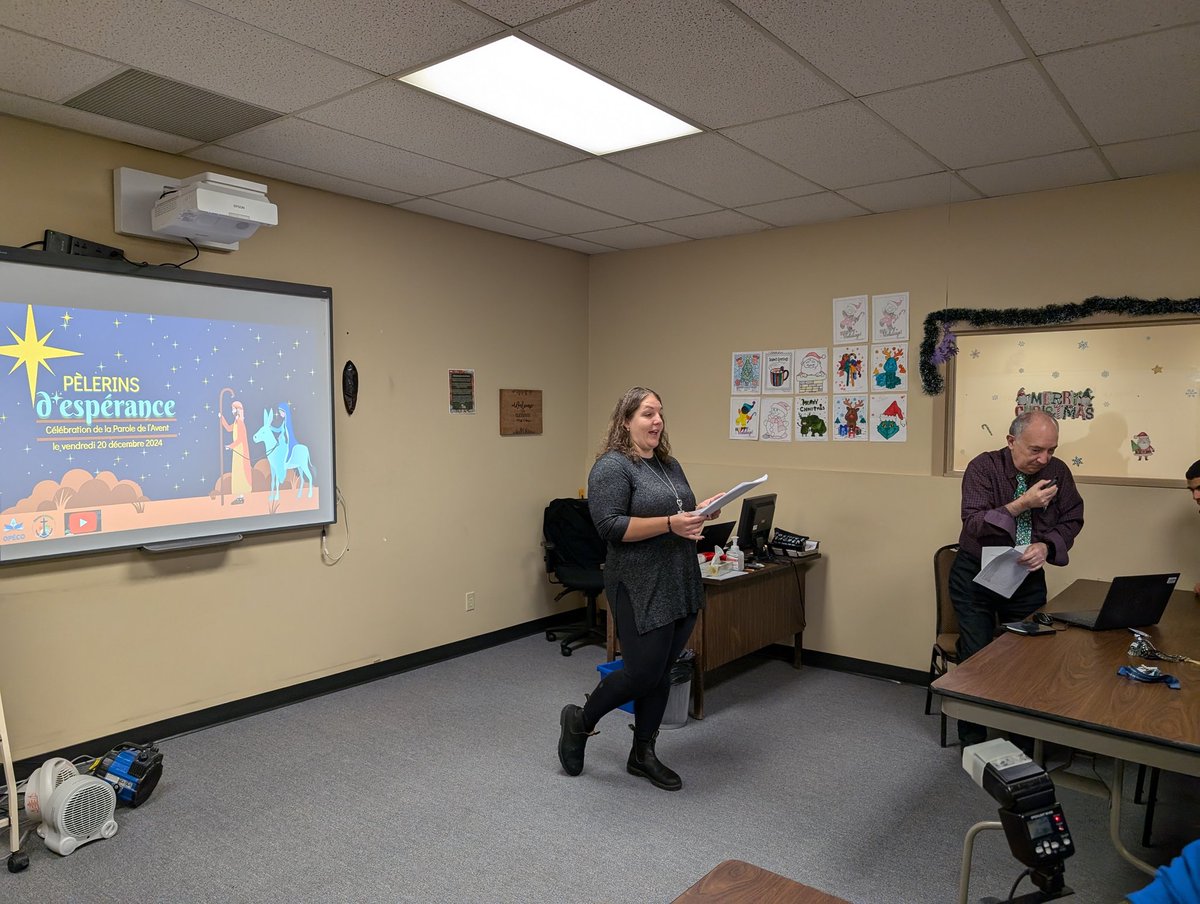 Merci à Jordyn (conseillère pédagogique en CI) qui a animé une célébration de la parole <a href="/ESSteTrinite/">École secondaire catholique Sainte-Trinité</a> pour les étudiants et le personnel.   <a href="/CscProvidence/">Csc Providence</a> <a href="/ESCEJL/">École secondaire catholique E.J. Lajeunesse</a> <a href="/ESCStFXavier/">École secondaire catholique Saint-François-Xavier</a> <a href="/ESCPainCourt/">École secondaire catholique de Pain Court</a> <a href="/ESCMgrBruyere/">École secondaire catholique Mgr-Bruyère</a> <a href="/ESCLESSOR/">École secondaire catholique l'Essor</a>