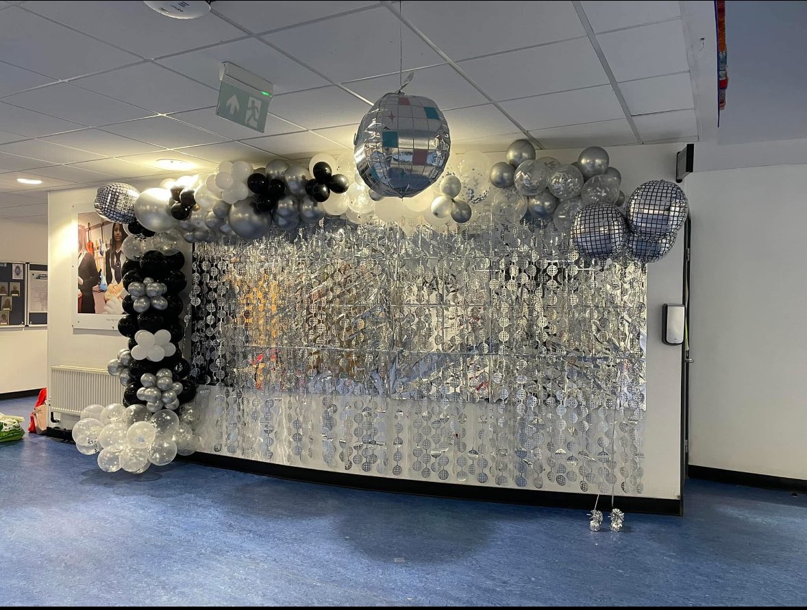 Ross High Business Education tweet media