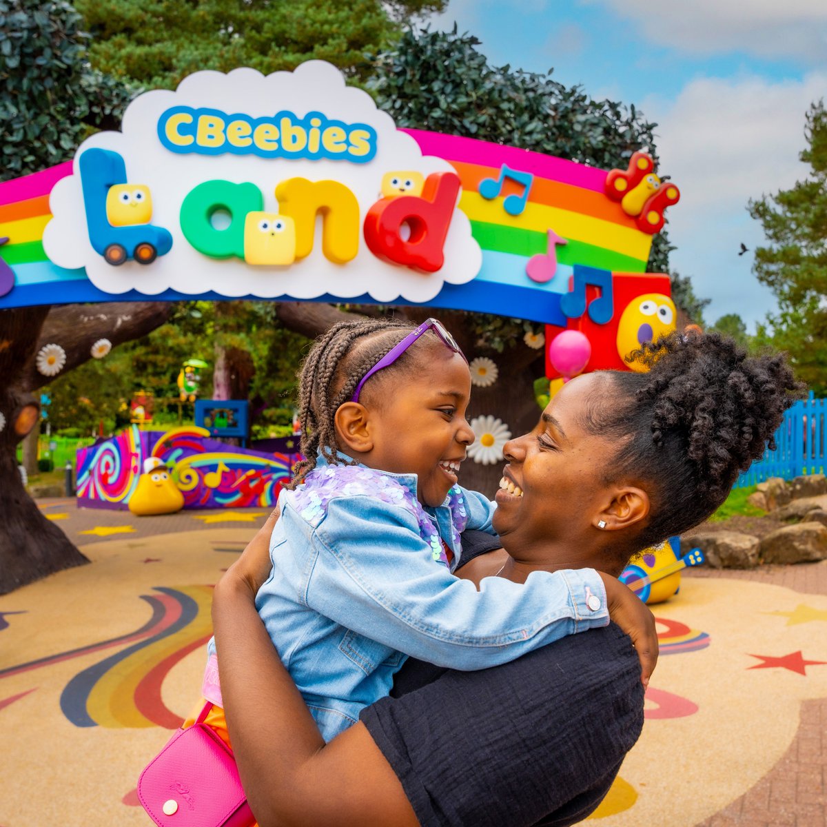 Exciting news🎢
 
We’ve submitted a planning application for a new junior coaster in CBeebies Land, which we hope to open in 2026.
 
If approved, this new attraction will be perfect for our youngest thrill-seekers &amp; their families to enjoy together. 
 
We can’t wait to share more