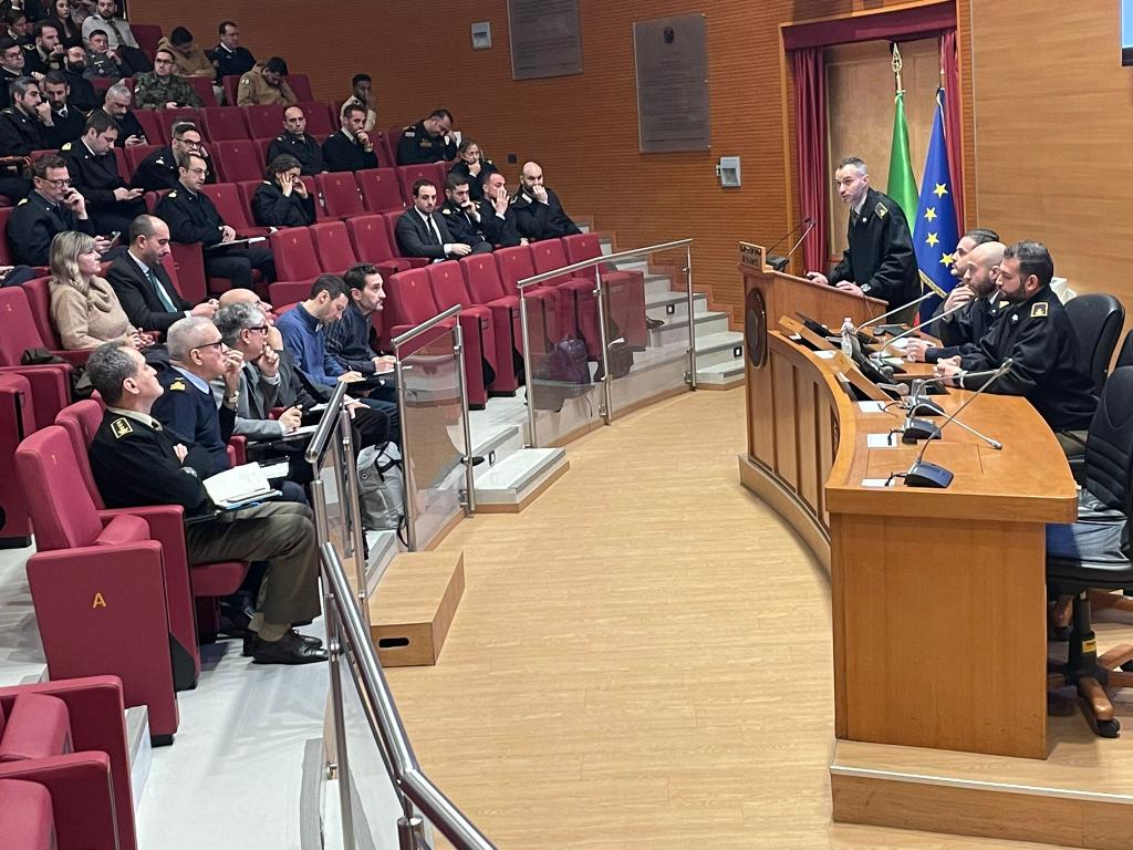 Gabriele Natalizia (@g_natalizia) on Twitter photo Con la discussione dei lavori di gruppo abbiamo chiuso l'area di Politica e Relazioni Internazionali al 27° Corso dell'Istituto di Stato Maggiore Interforze ISSMI <a href="/MinisteroDifesa/">Ministero Difesa</a> al CASD. Anche quest'anno ho avuto l'onore di tenere l'insegnamento di Organizzazioni Internazionali Con la discussione dei lavori di gruppo abbiamo chiuso l'area di Politica e Relazioni Internazionali al 27° Corso dell'Istituto di Stato Maggiore Interforze ISSMI <a href="/MinisteroDifesa/">Ministero Difesa</a> al CASD. Anche quest'anno ho avuto l'onore di tenere l'insegnamento di Organizzazioni Internazionali