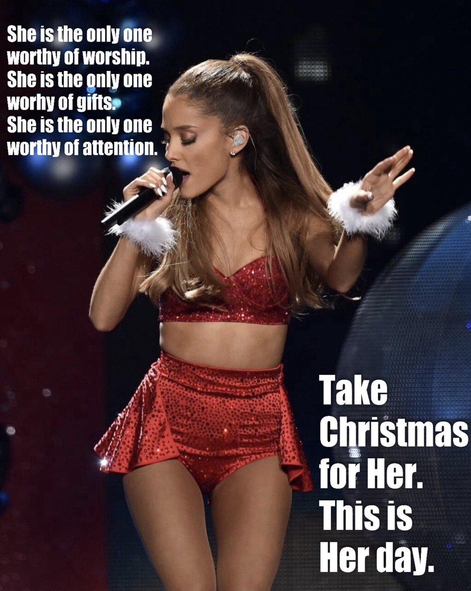 _God_Ariana_'s tweet photo. Imagine spending time with your family this Christmas LMAOOO

You don't get to speak to your mother, you probably don't even have a father, and you don't even get to think about your family. https://t.co/XTtN47gT60