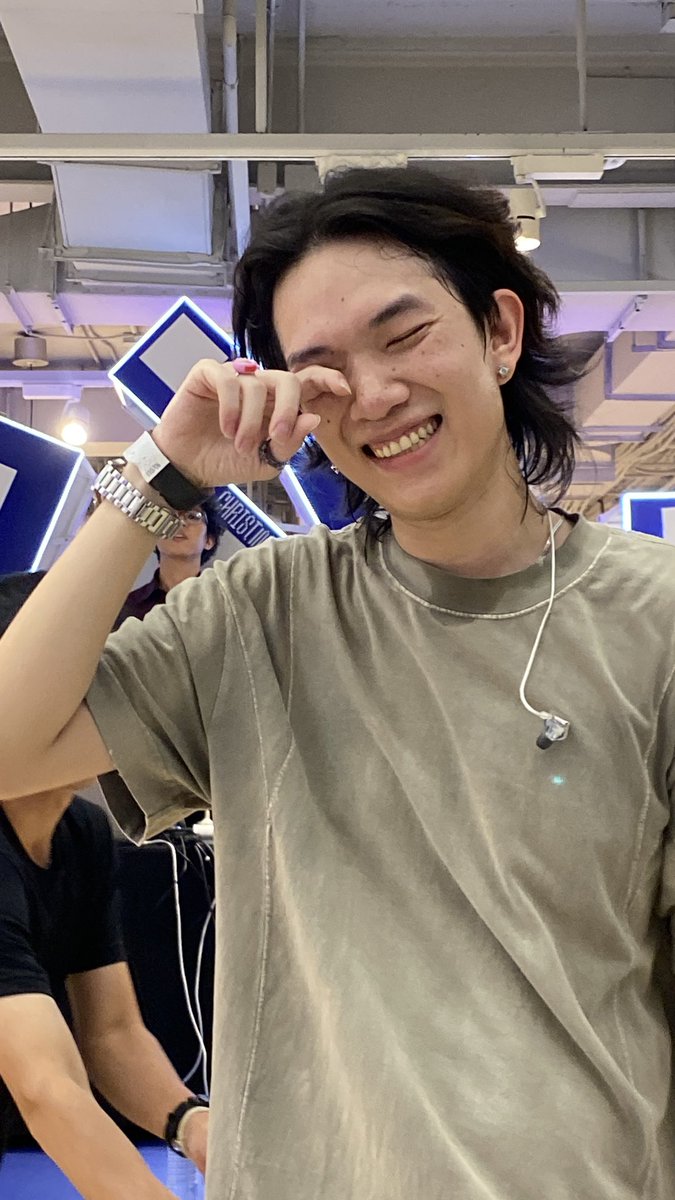 NiKiNiw_'s tweet image. วันนิเก่งมากกกกที่สุด เหงื่อซกเลย เหนื่อยอ่ะจิ แต่มีคนรักแกเต็มเลยอ่ะ 😭💖 ขอบคุณที่เทคแคร์ทุกคนดีมากๆ พี่โตะอย่าลืมพักผ่อนเย้อะๆๆๆนะ 👉🏻👈🏻 @Arigatohk 
#2Ectasy #SAUCEBKK