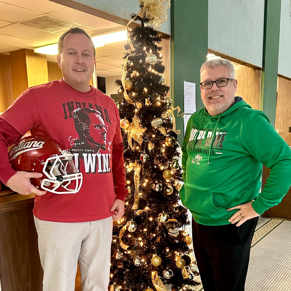 WashCommSchools's tweet photo. Mr. Frank and Mr. Peterson are wearing their festive red and green to wish you a Happy Holiday! 🏈🎄 #IAMWashington #HatchetStrong https://t.co/C1W41ZnYOa
