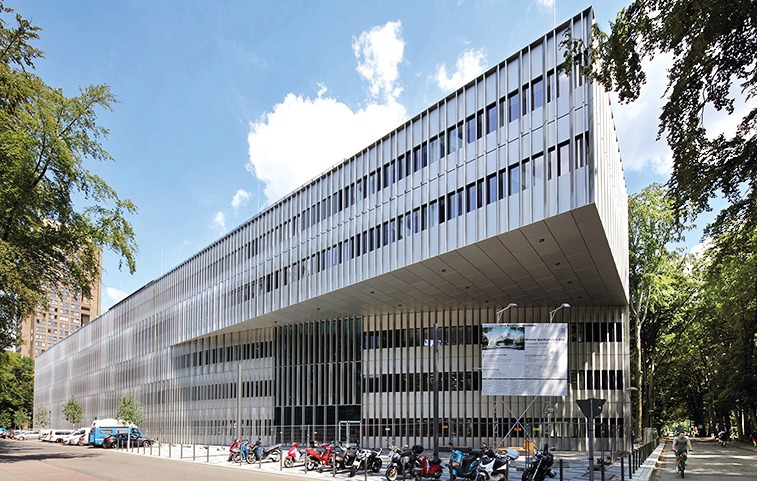 TassignonBruno's tweet image. I visited the Deutsche Sporthochschule Köln and Prof. Dr. Bettina Wollesen&apos;s research lab on Wednesday. It was a delightful visit with interesting discussions about research, collaboration opportunities, and educational exchanges 🧠🤝🎓