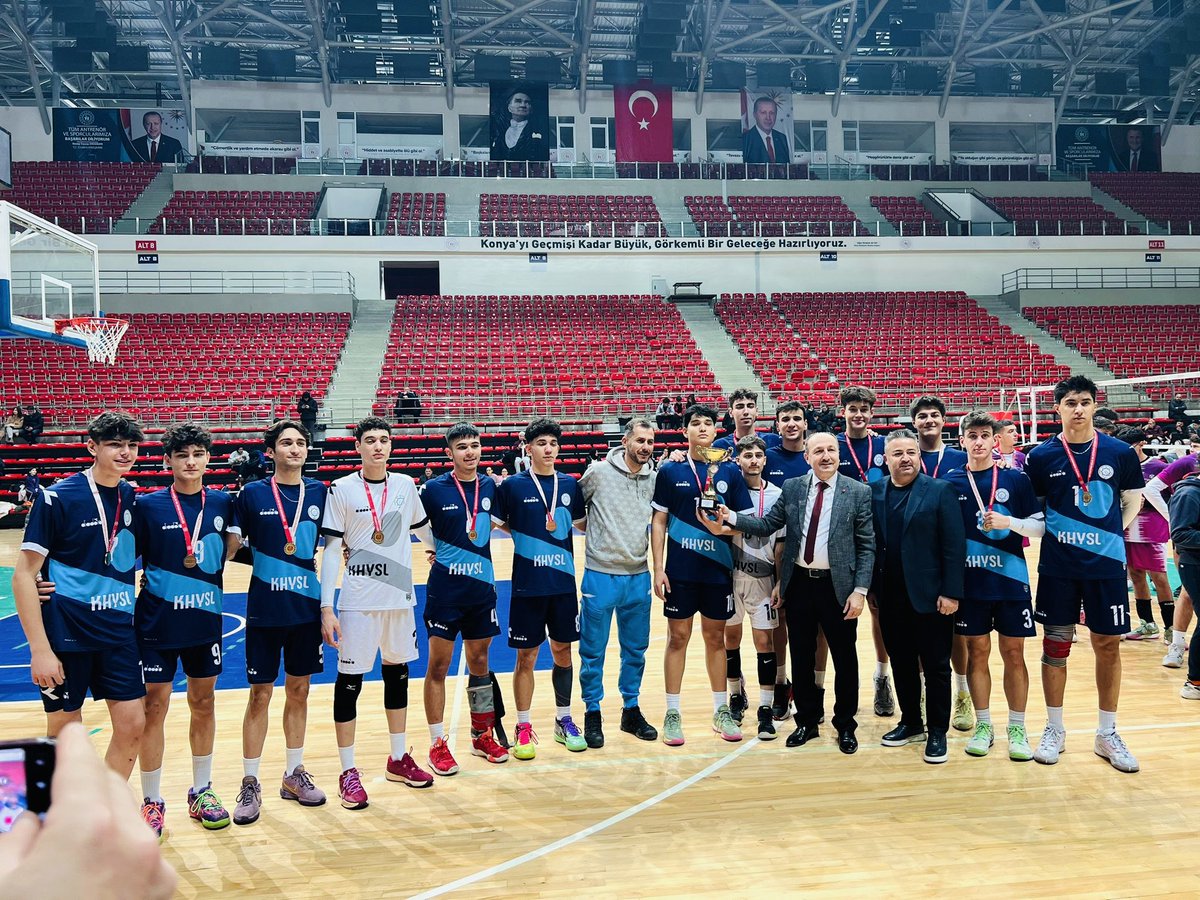HYerlikayaSporL's tweet photo. Tebrikler🏆🏆🏆 Takım 
2024/2025  Genç Erkekler VOLEYBOL KONYA ŞAMPİYONU Karatay Hamza Yerlikaya Spor Lisesi. @TuranKAYACILAR @karatayilcemem https://t.co/sp2aP7UO6B