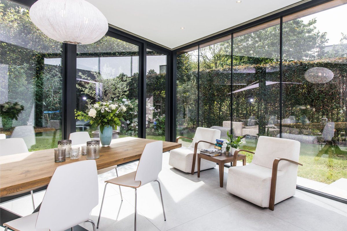 WillemsVerandas's tweet image. 🏡 Innovatie die je voelt! Onze woonuitbreidingen bieden:

✔️ Ventilatieroosters voor fris binnenklimaat
✔️ Lichtstraten en schuiframen voor natuurlijk licht
✔️ Toekomstbestendig aluminium en onderhoudsgemak

#WillemsVerandas #Woonuitbreiding #Innovatie