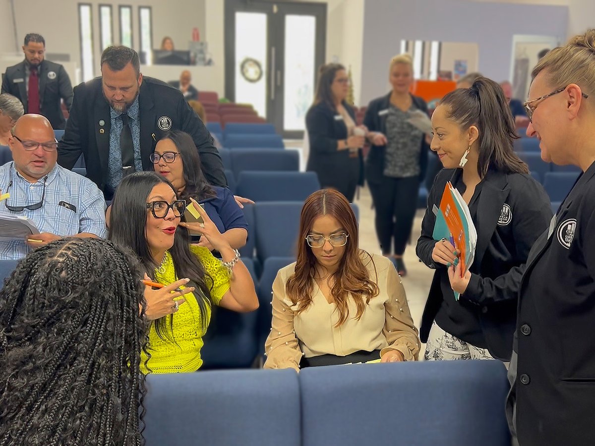 cfutmke's tweet photo. Big news from Puerto Rico! CfUT is kicking off a dynamic two-day professional development conference at Academia Fowler in Guaynabo! Day one is all about equipping leaders to make a lasting impact. #leadershipdevelopment #SchoolLeadership https://t.co/AHSziukcjk