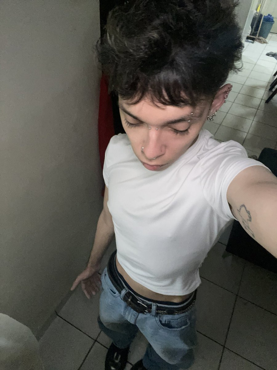 hakucitoo's tweet photo. me sentí cute, hot, coqueta y audaz chicas 💋 https://t.co/3f7BytiKIb