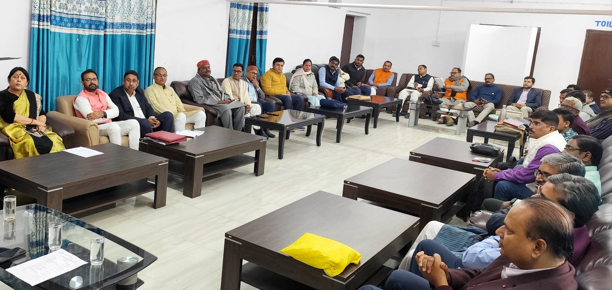 brabu_ac_in's tweet image. Hon&apos;ble VC,  Prof. Dinesh Chandra Rai presided over a symposium on #IndianKnowledgeSystem, organized in collaboration with Shiksha Sanskriti Utthan Nyas, and in his address praised the rich heritage of ancient Indian wisdom and knowledge. @DineshCRai @rajendraarlekar @RSSorg #IKS