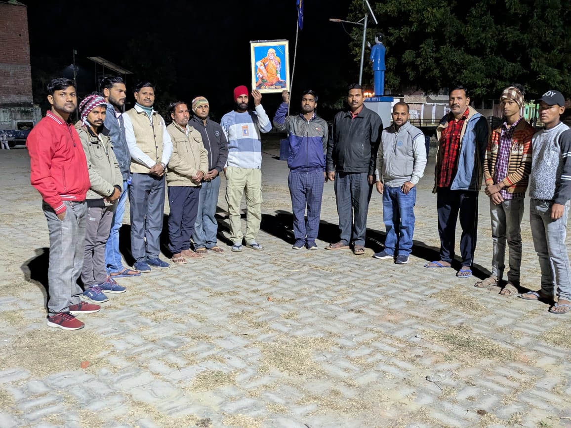 DhobiRohitUnnao's tweet photo. शिक्षा, समानता की राह दिखाने वाले महान पुरोधा, युगपुरुष, स्वच्छता अभियान के प्रणेता, गरीबों के मसीहा, महान समाज सुधारक संत गाडगे महाराज जी के परिनिर्वाण दिवस पर उन्हें शत-शत नमन।
आप थे, इसलिए हम हैं
आपसे प्रेरित होकर हम आपके आंदोलन को मजबूती से आगे बढ़ा रहे है।
#SantGadgeMaharaj https://t.co/JmFA0nohbm