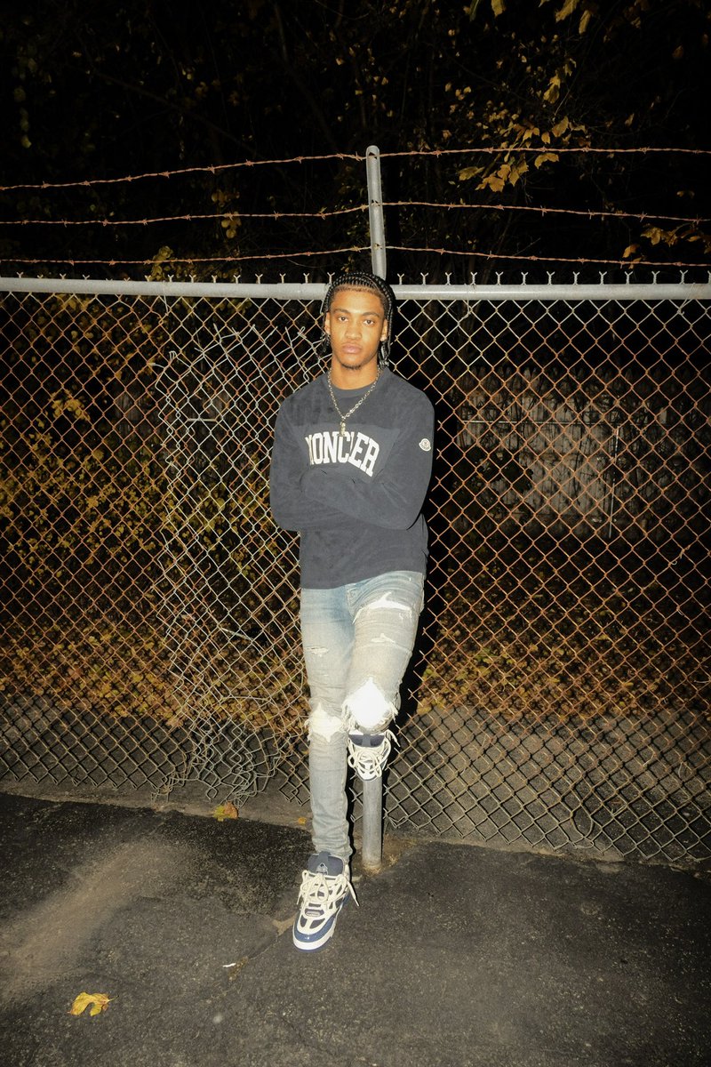 cookcbfw's tweet photo. I can’t be walkin’ 🚶‍♂️ round like I ain’t got nothing to lose.. #AnchorBoy ⚓️ https://t.co/fXacCHNf1Q