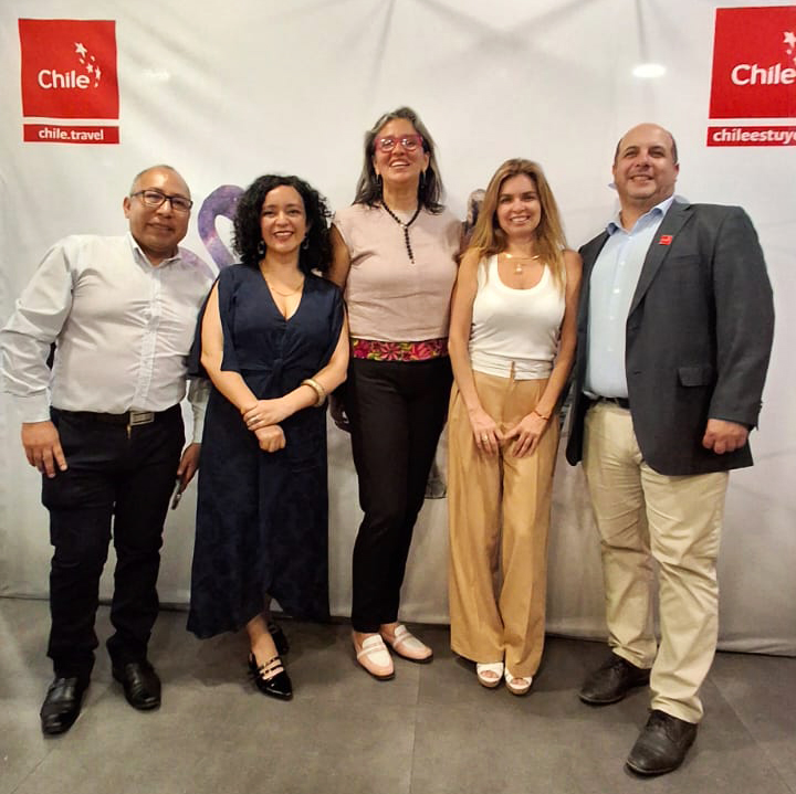 🌞✈️ ¡Participamos en el lanzamiento de la temporada estival "Chile es tuyo: Tu viaje empieza aquí"! 
La <a href="/subturismo/">Subsecretaría de Turismo</a>, <a href="/VeroPardoLagos/">Vero Pardo</a>, y el director de <a href="/Sernatur/">Sernatur</a>, Cristóbal Benítez, invitaron a las chilenas y chilenos a aprovechar los destinos imperdibles de nuestro país 🌄🌊.