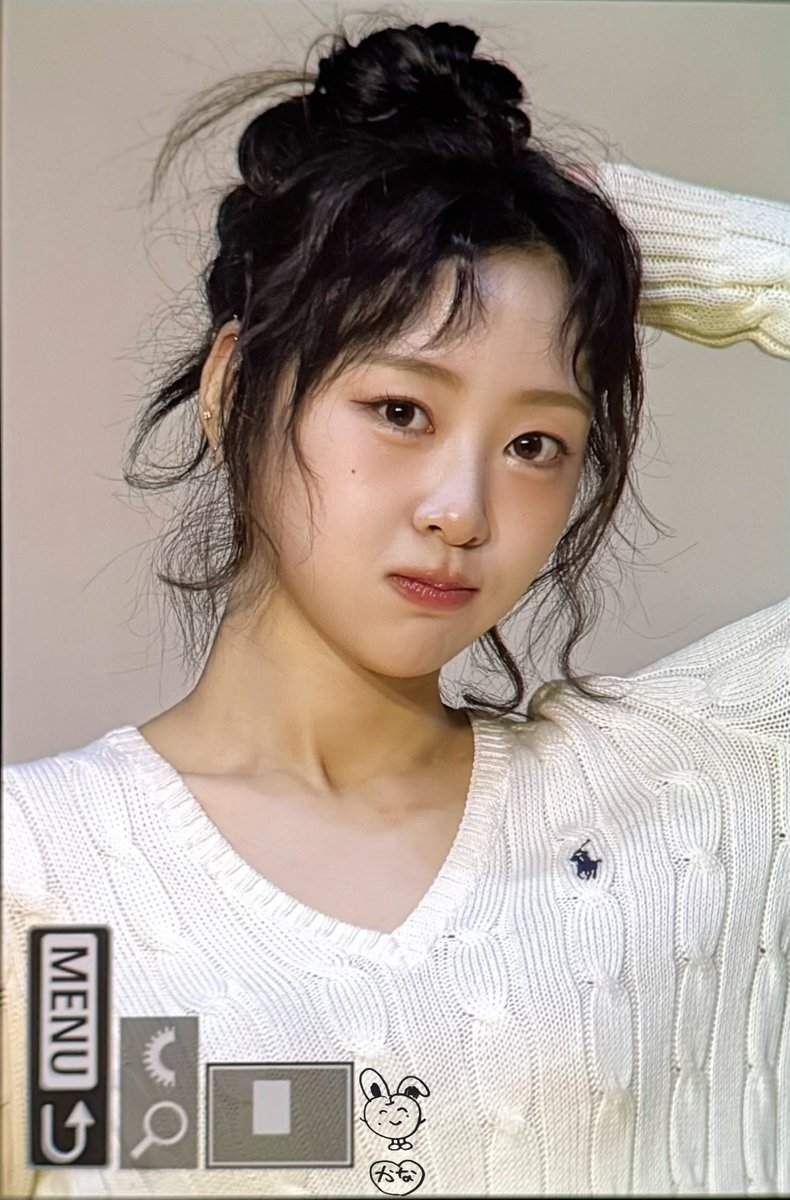 YVES_BRASIL's tweet photo. [20/12/2024] Yves durante o fansign de hoje da jjmuze.

© Yves_14106
#YVES #이브 #I_Did @Yves___official @_PAIXPERMIL https://t.co/5lEFj6lpmd