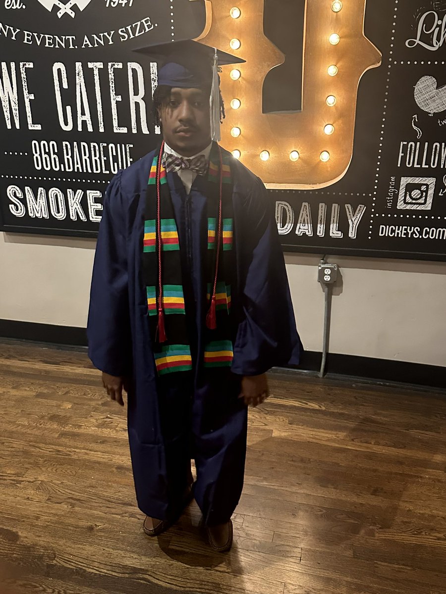 #AGTG🙏🏾 Graduated ! Thank You <a href="/CoachDonerson/">Keith Donerson</a> for giving me another chance ! #JUCOPRODUCT